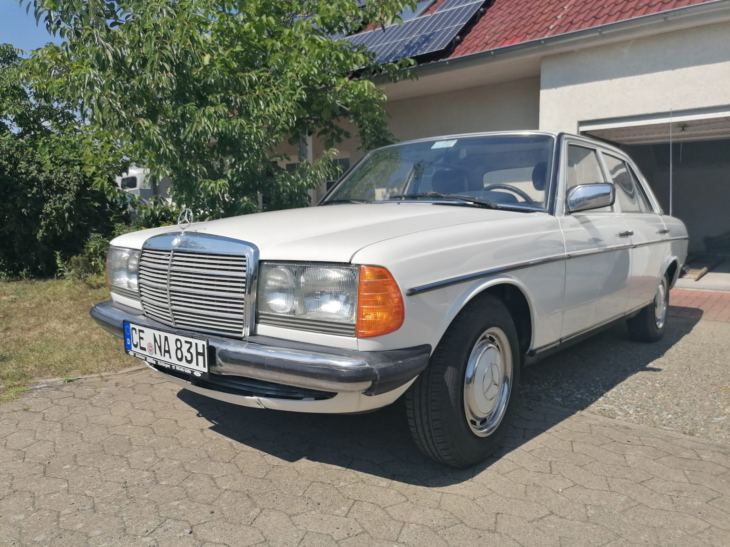 Mercedes-Benz 200 Limousine